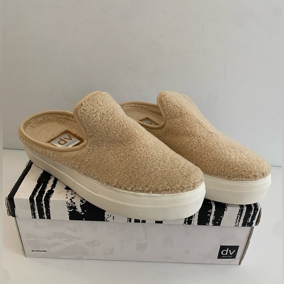 Dolce Vita Shoes - Dolce Vita Women Rush Plush Slip On Sneakers Size 8.5M